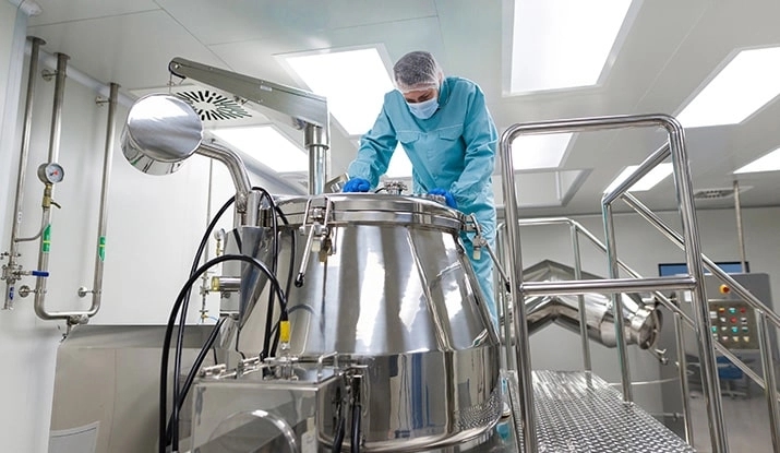 Mixing systems for fermentation processes.